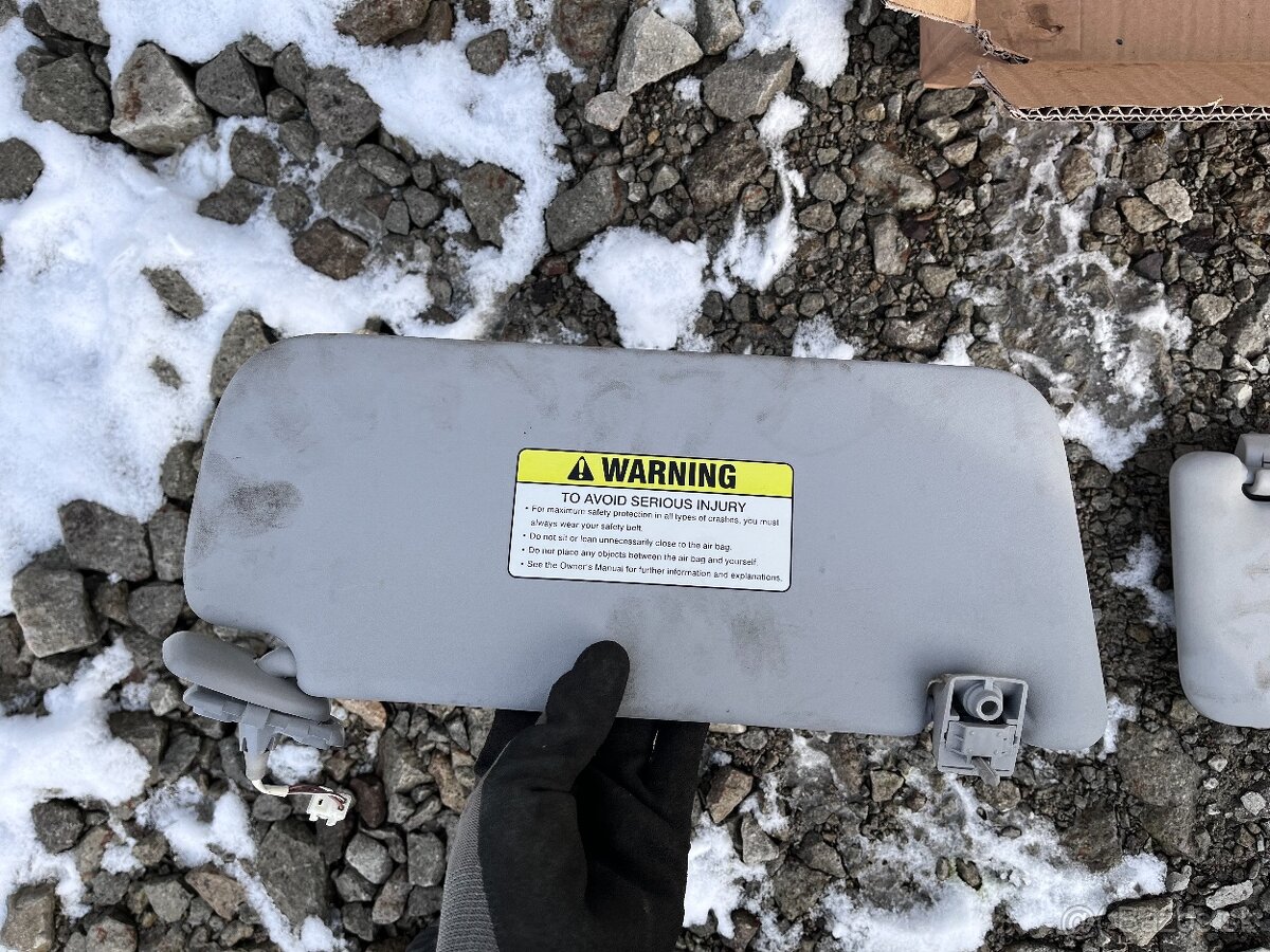 Kia Ceed Kombi 06-12 vypínač okien, madlo, panel, clonítko Ľ - 3