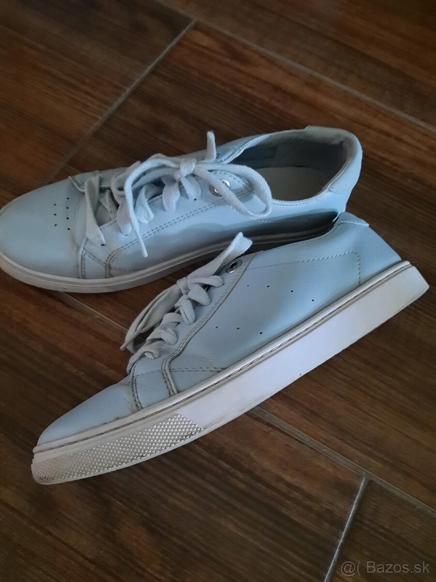 tenisky v.37, zn.Tommy Hilfiger - 3