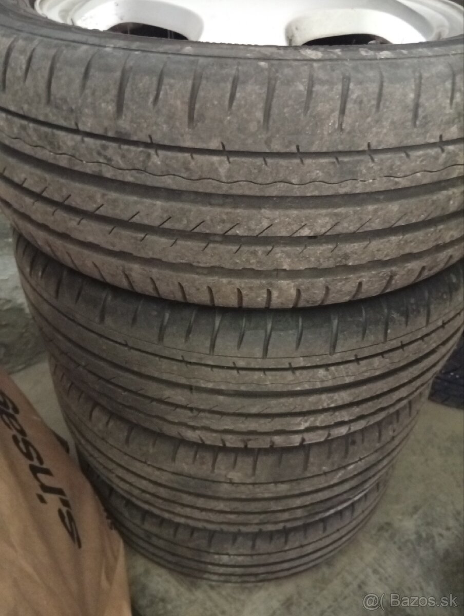 Elektróny - Mercedes - 3