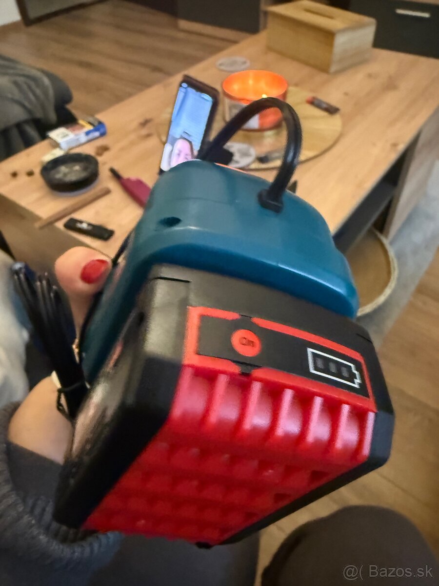 baterka+nabijacka do auta - 3