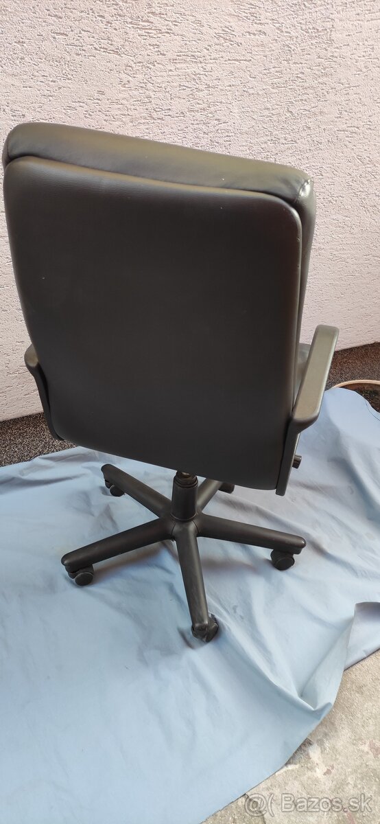 Kancelárska stolička - 3
