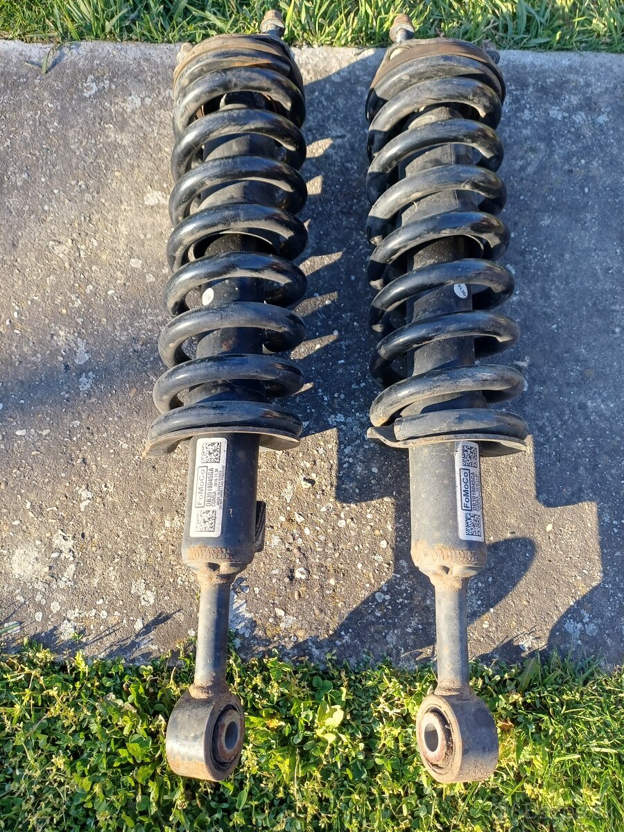 Predám kompletné pérovanie na Ford Ranger - 3