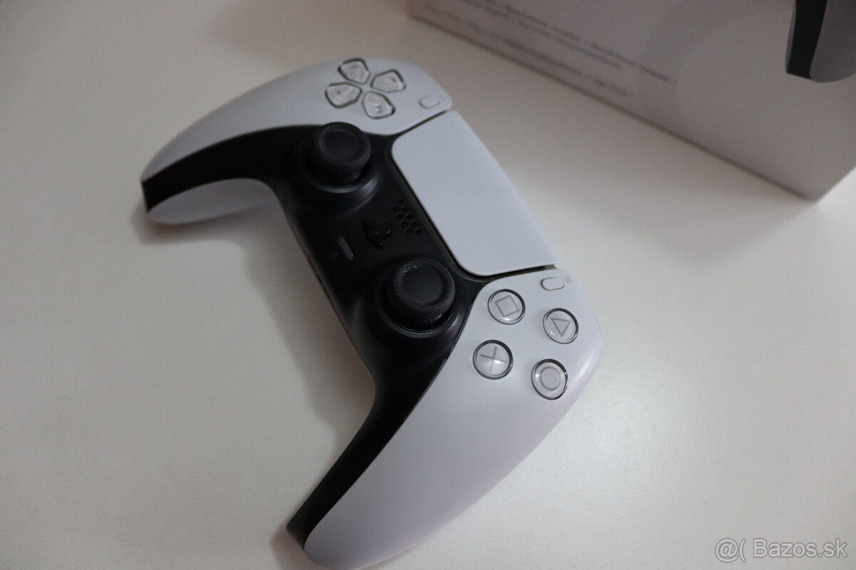 PlayStation 5 DualSense Wireless - 3