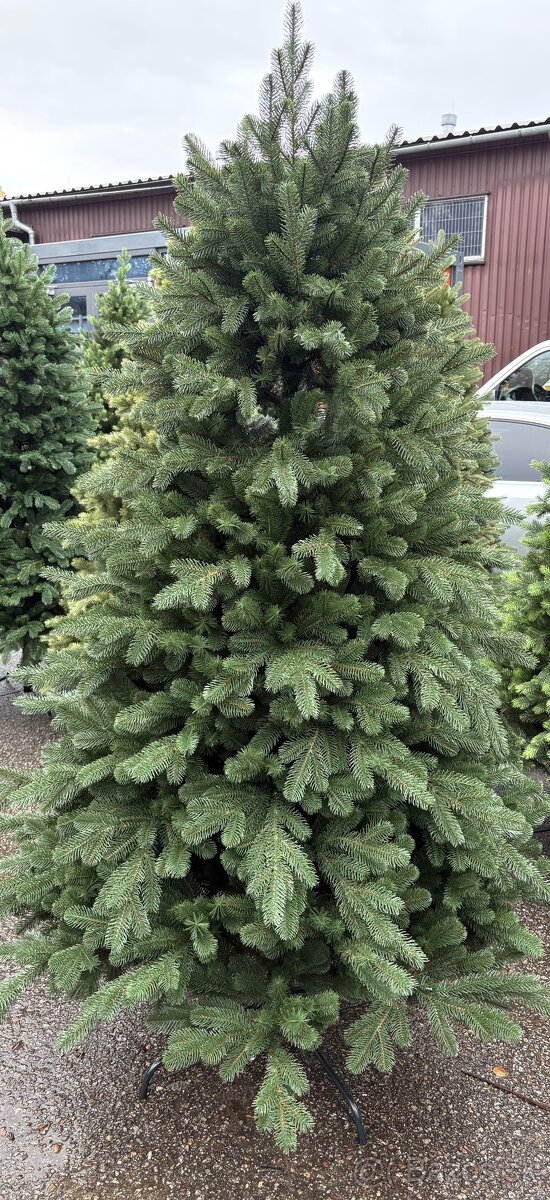 NOVÉ VIANOČNÉ FULL 3D STROMČEKY - 3