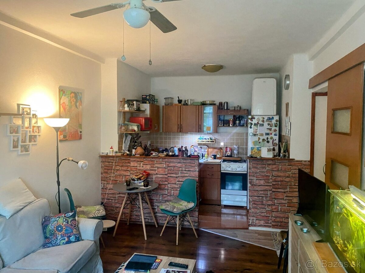 2i BYT, 50 m2, KADNAROVA, KRASŃANY, BA III - 3