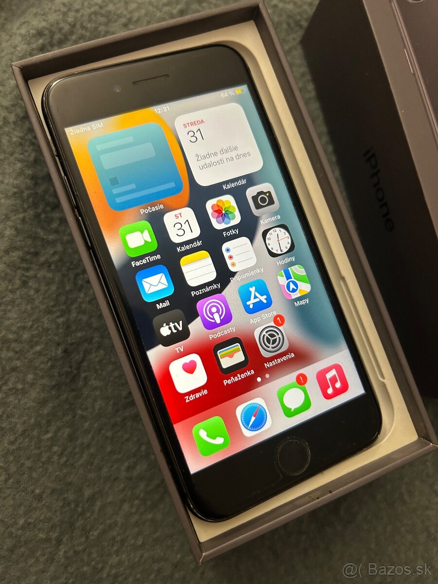 iPhone 8 64GB black - 100% batéria - 3