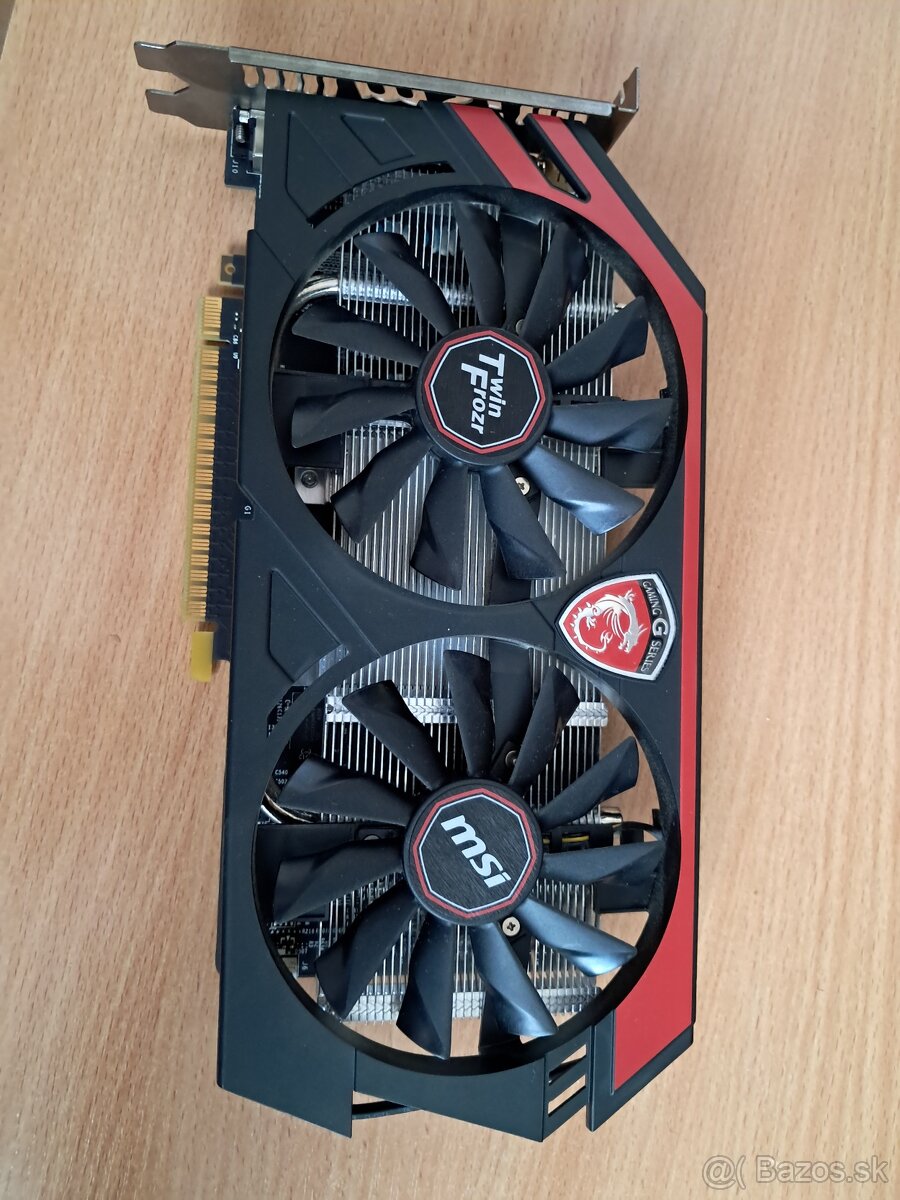 Predam 1 grafickú kartu a 2 ramky - 3