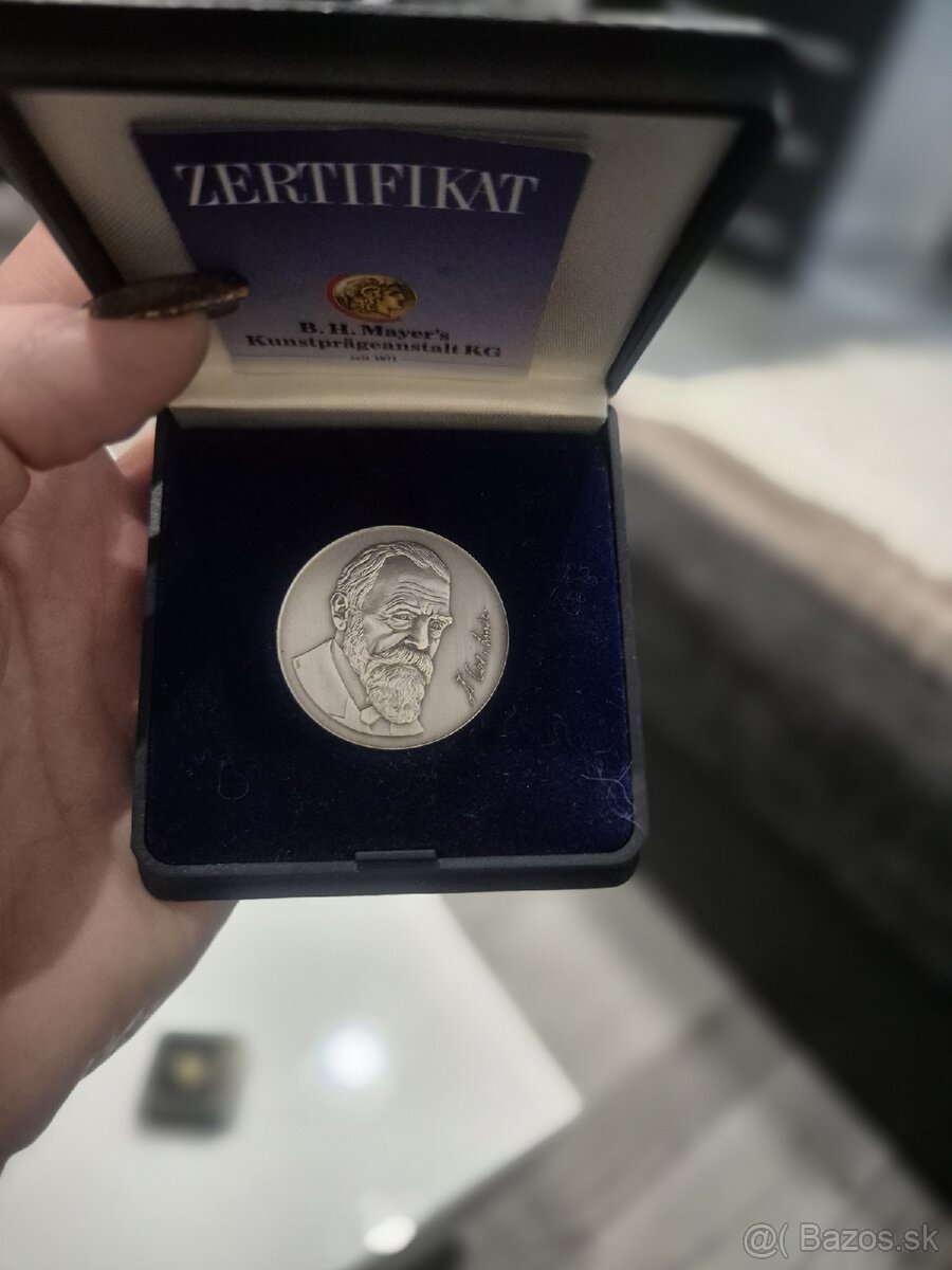 Pamätná medaila - 3