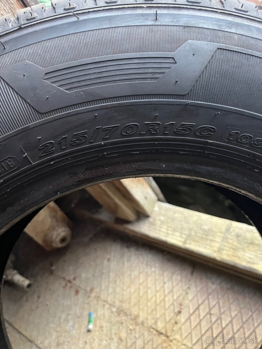 Nexen 215/70 r15C - 3