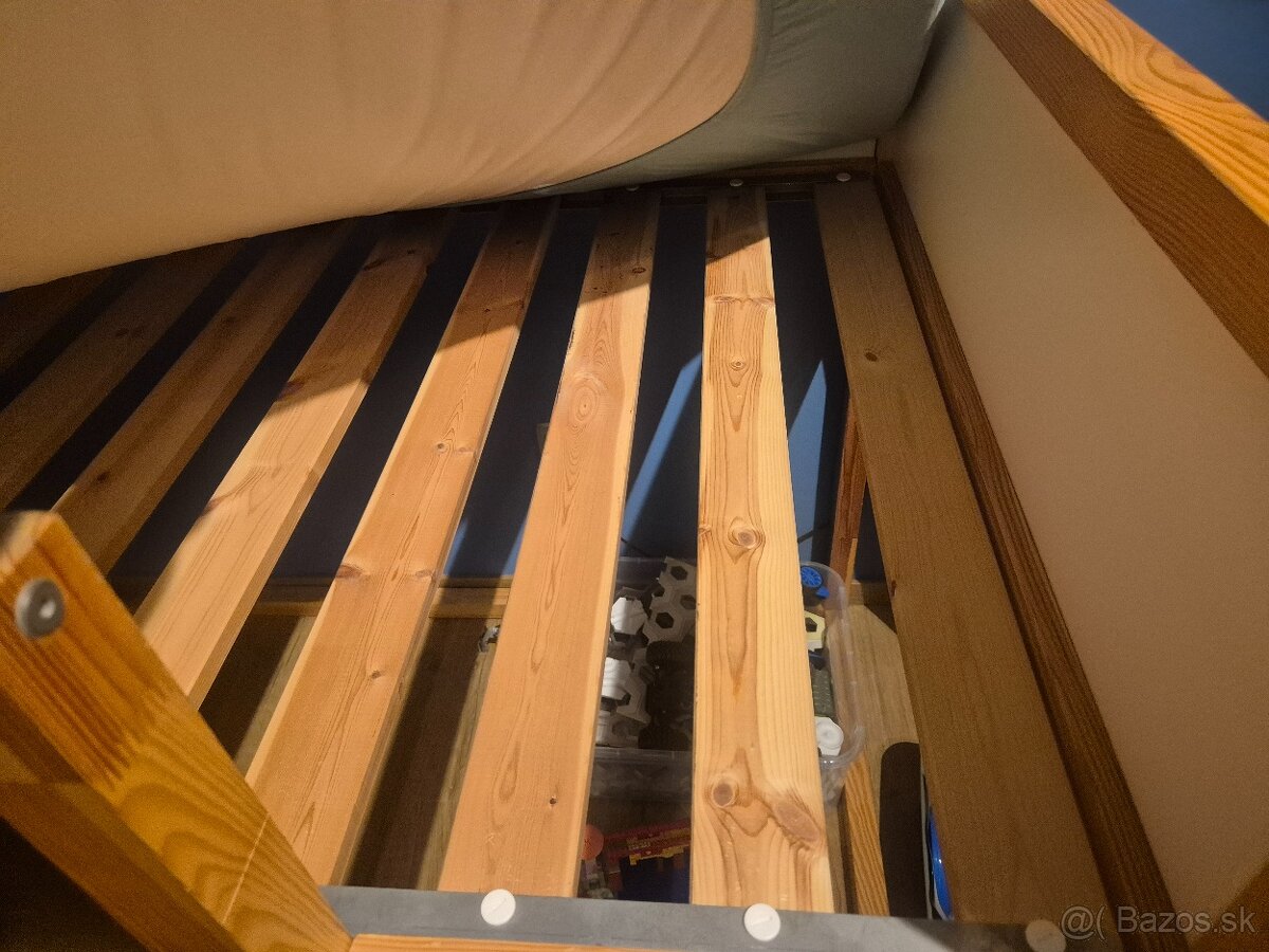 Kura posteľ IKEA - 3