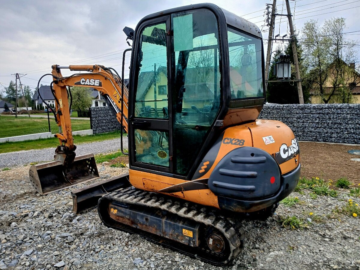 MINIBAGER BAGER RÝPADLO CASE CX28 2800KG - 3