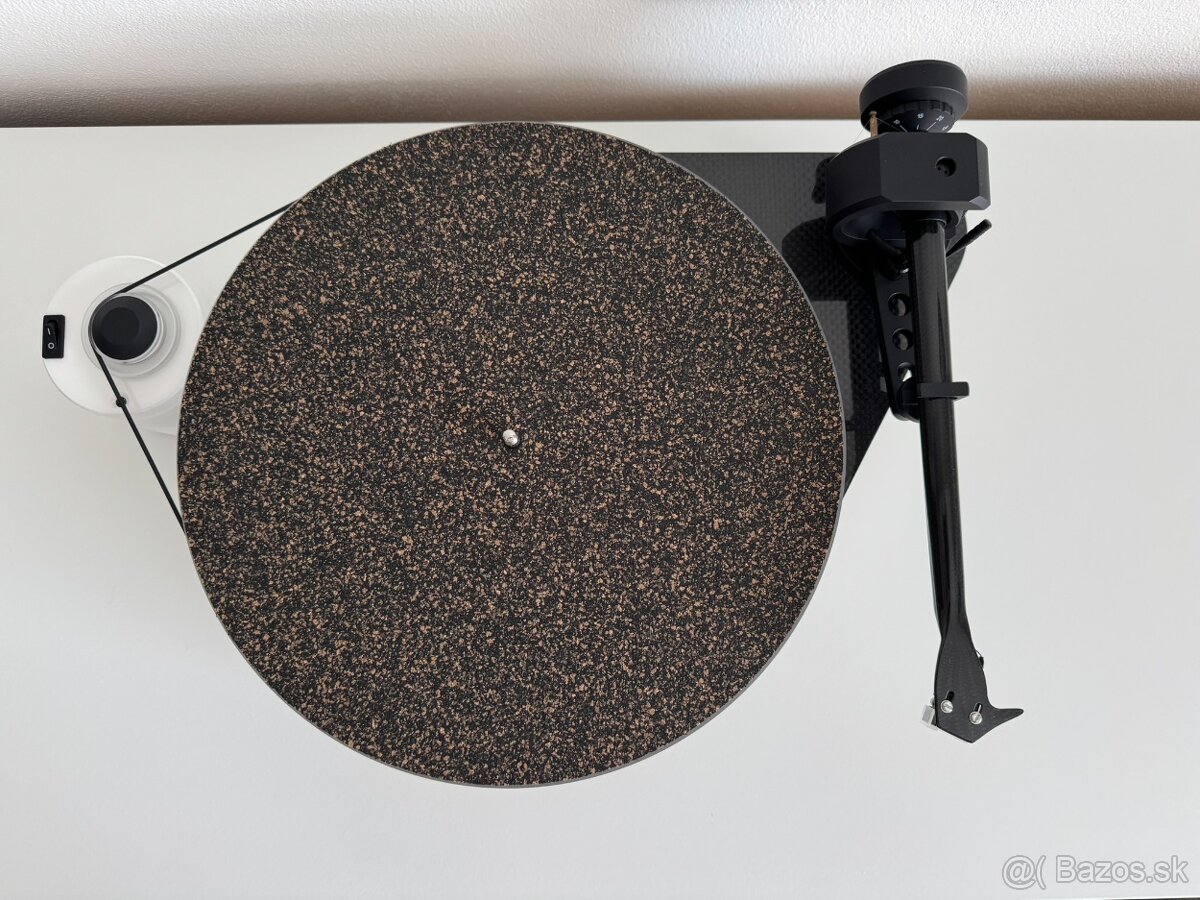 Pro-Ject RPM 5 Carbon - 3