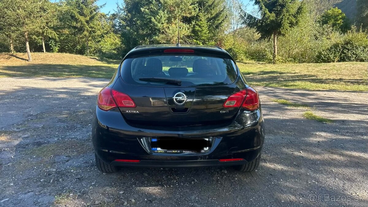 Predám Opel Astra - 3