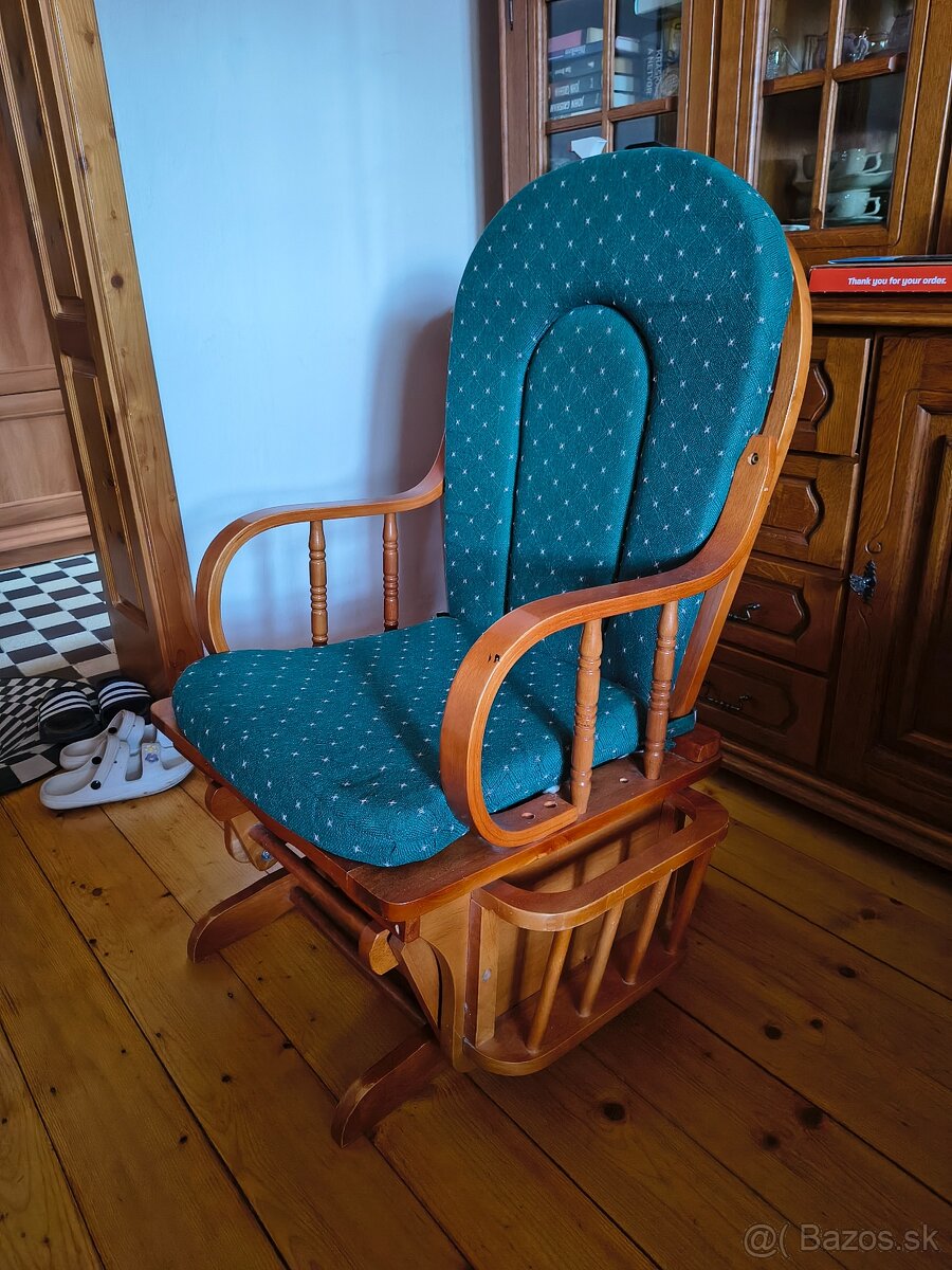 Hojdacie kreslá - 3