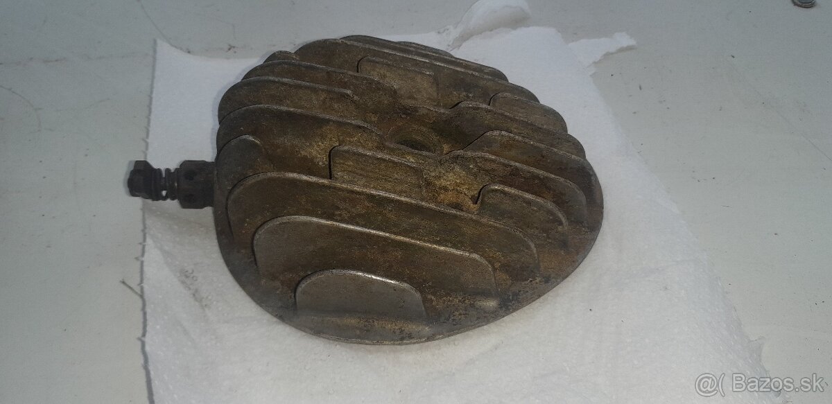 Hlava valca ČZ 125 b - 3