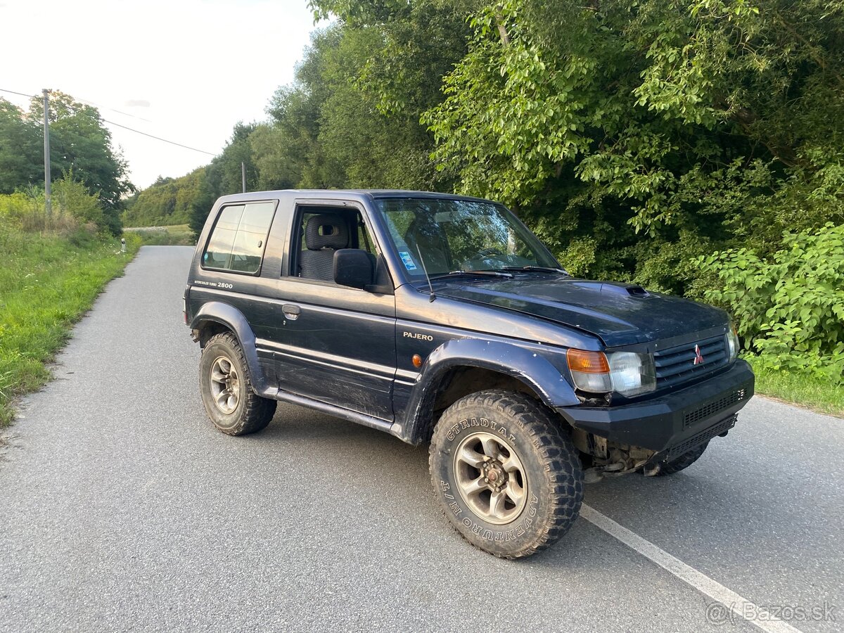 Rozpredam Mitsubishi pajero 2 2.8 92kw - 3