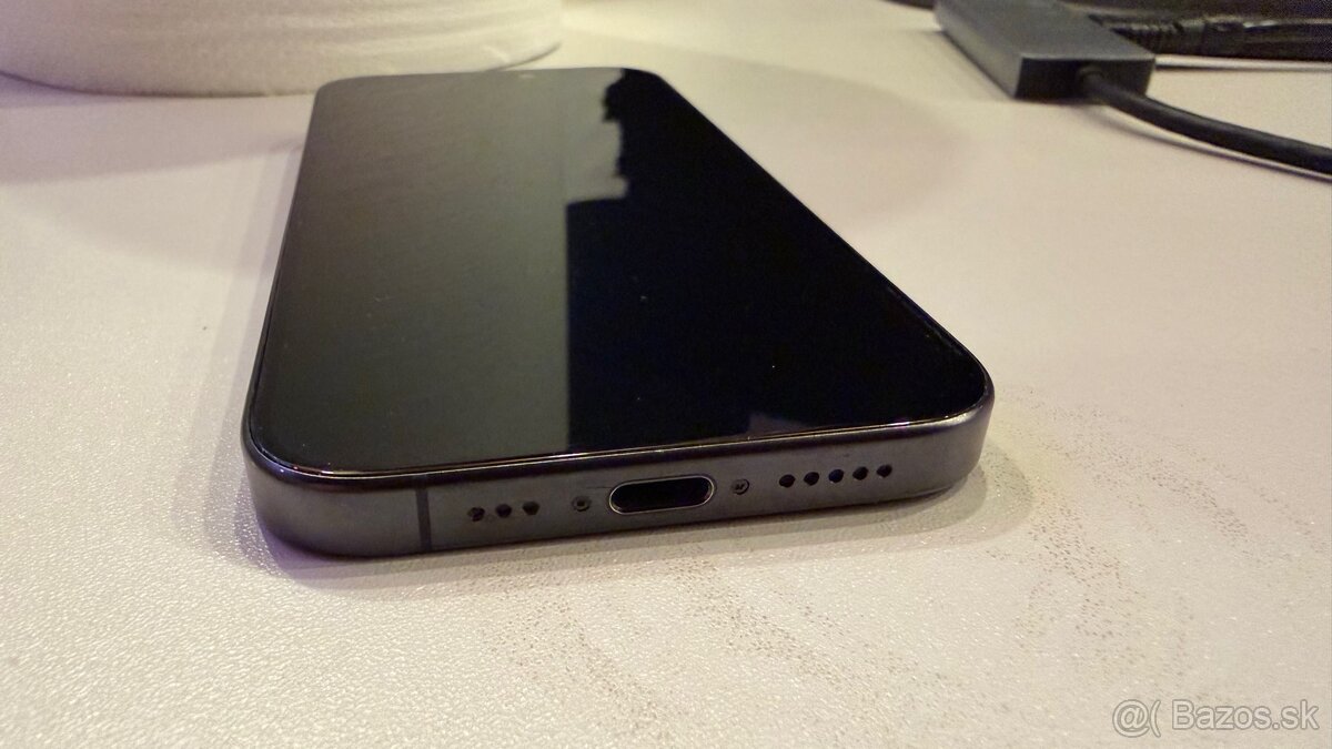 iphone 15 Pro, Black Titanium, 256GB - 3