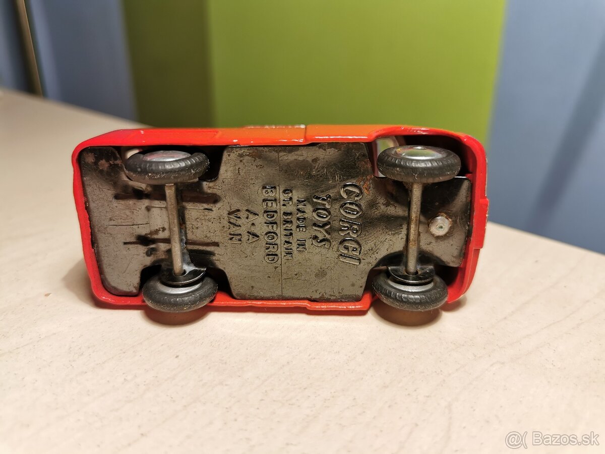 Corgi toys Bedford Coca cola - 3