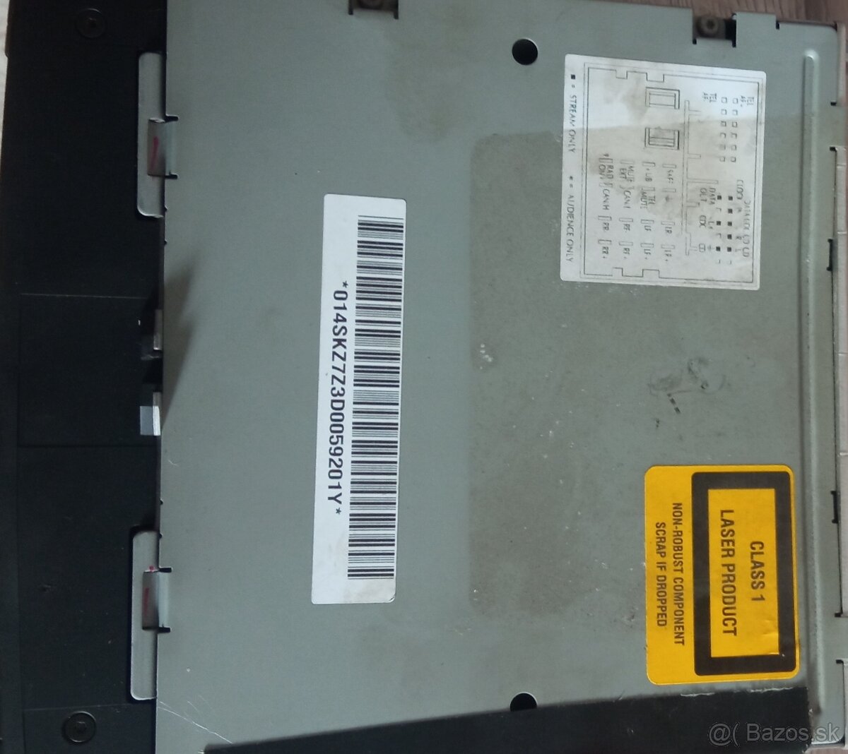 Predám originál rádio. - 3