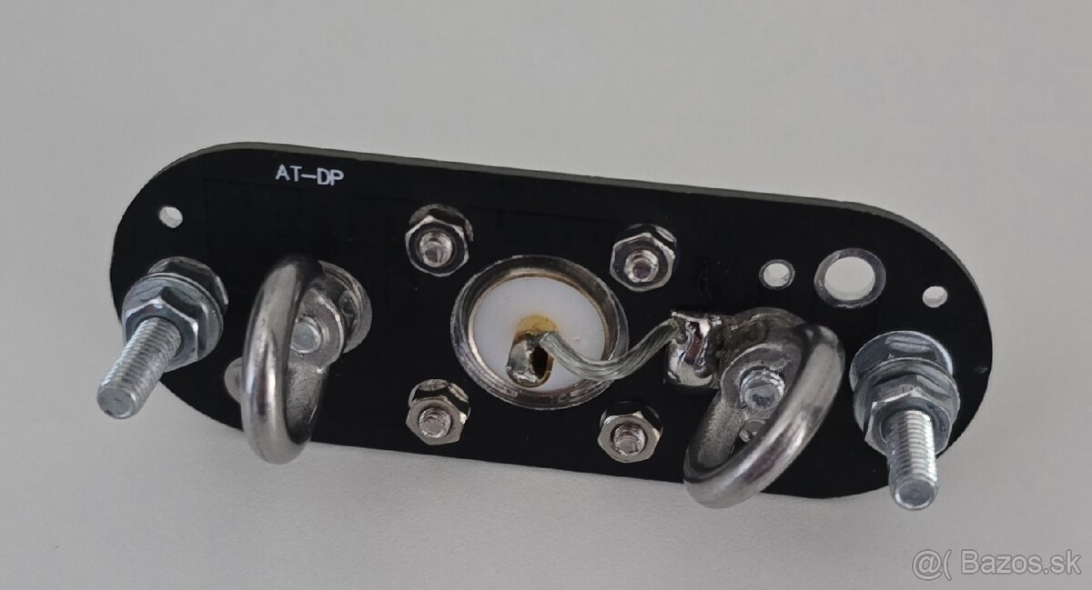 Držiak pre inverted V anténu - 3