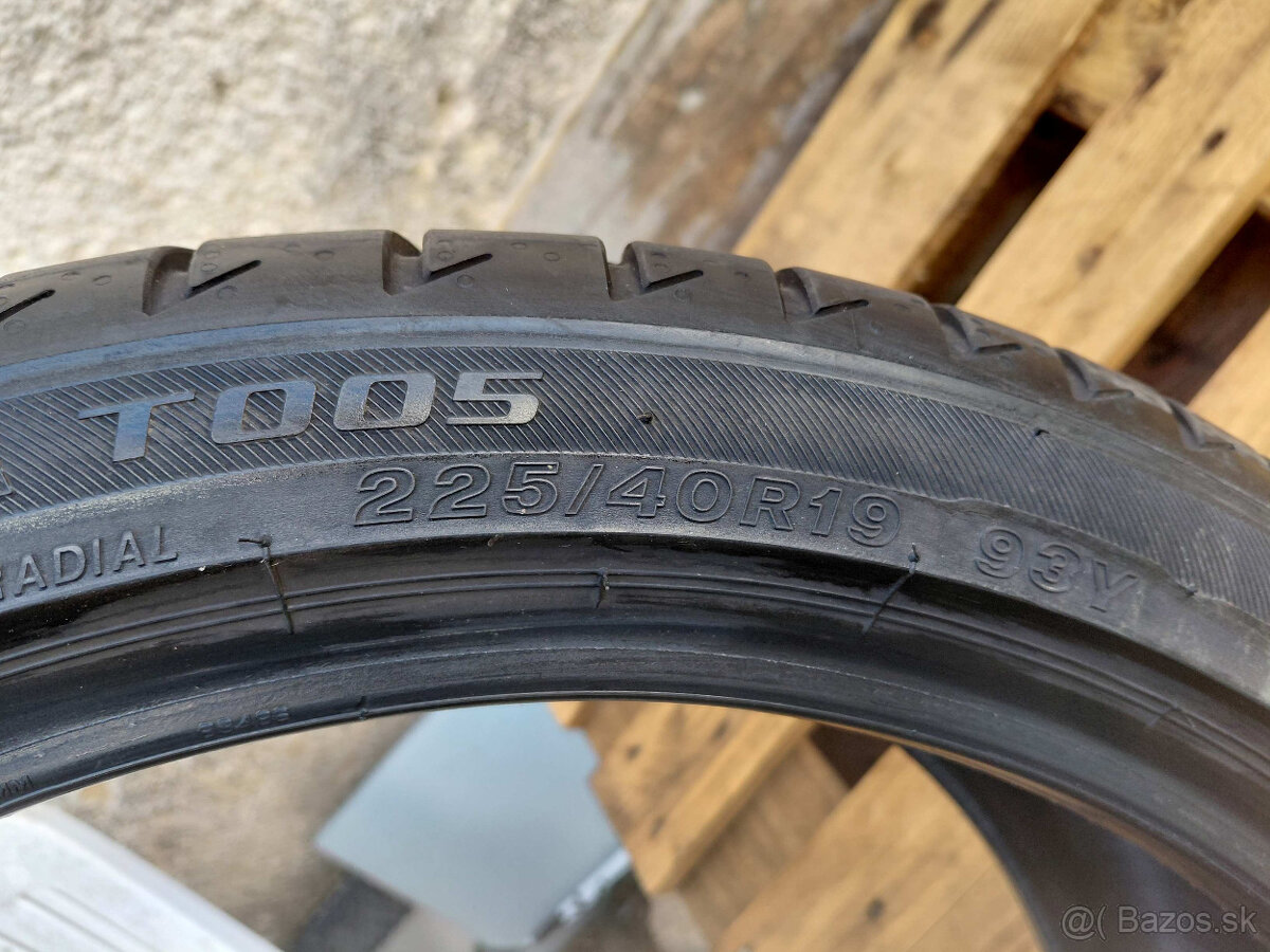 1ks letna Bridgestone 225/40R19 - 3