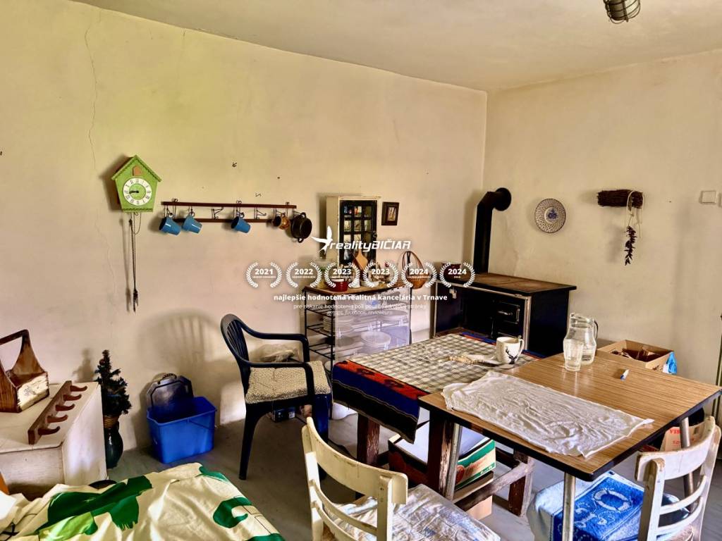 Dom v Budmericiach s možnosťou rekreácie aj trvalého bývania - 3