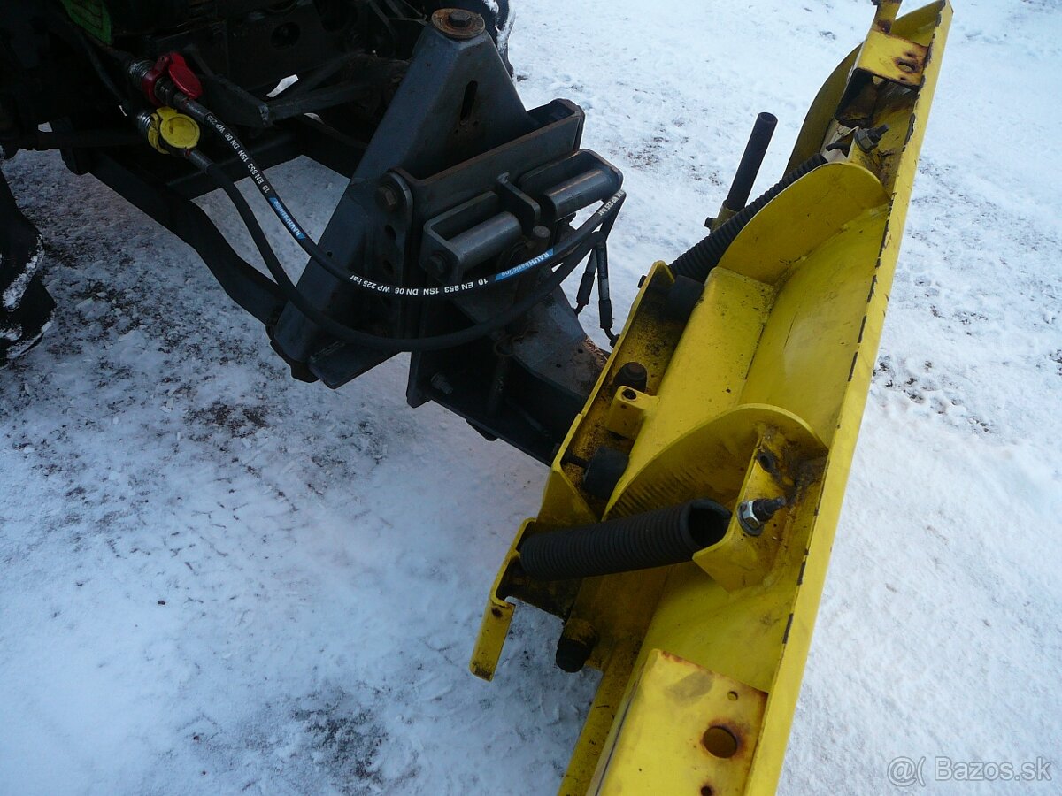 malotraktor Iseki 3015 AHL 4x4 - 3