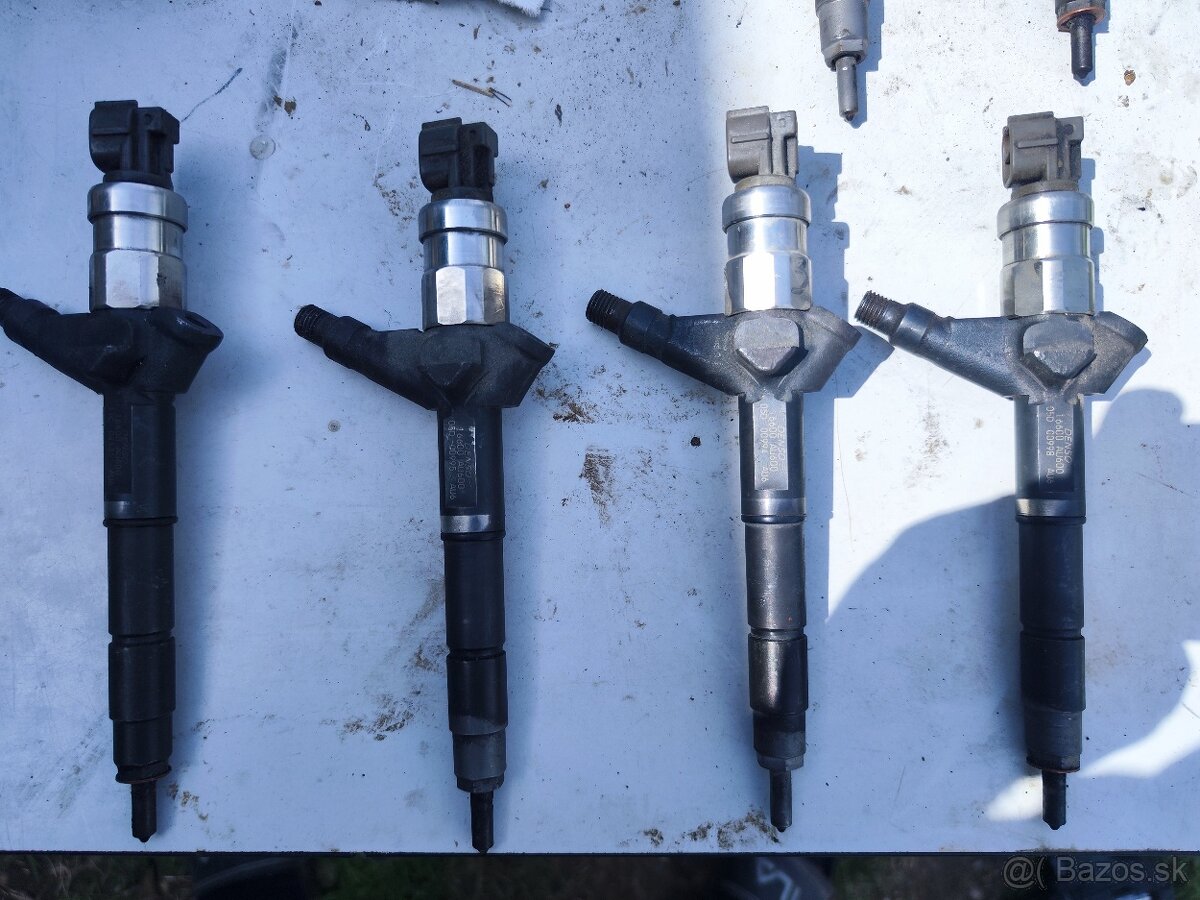 vstrekovace nissan - 3