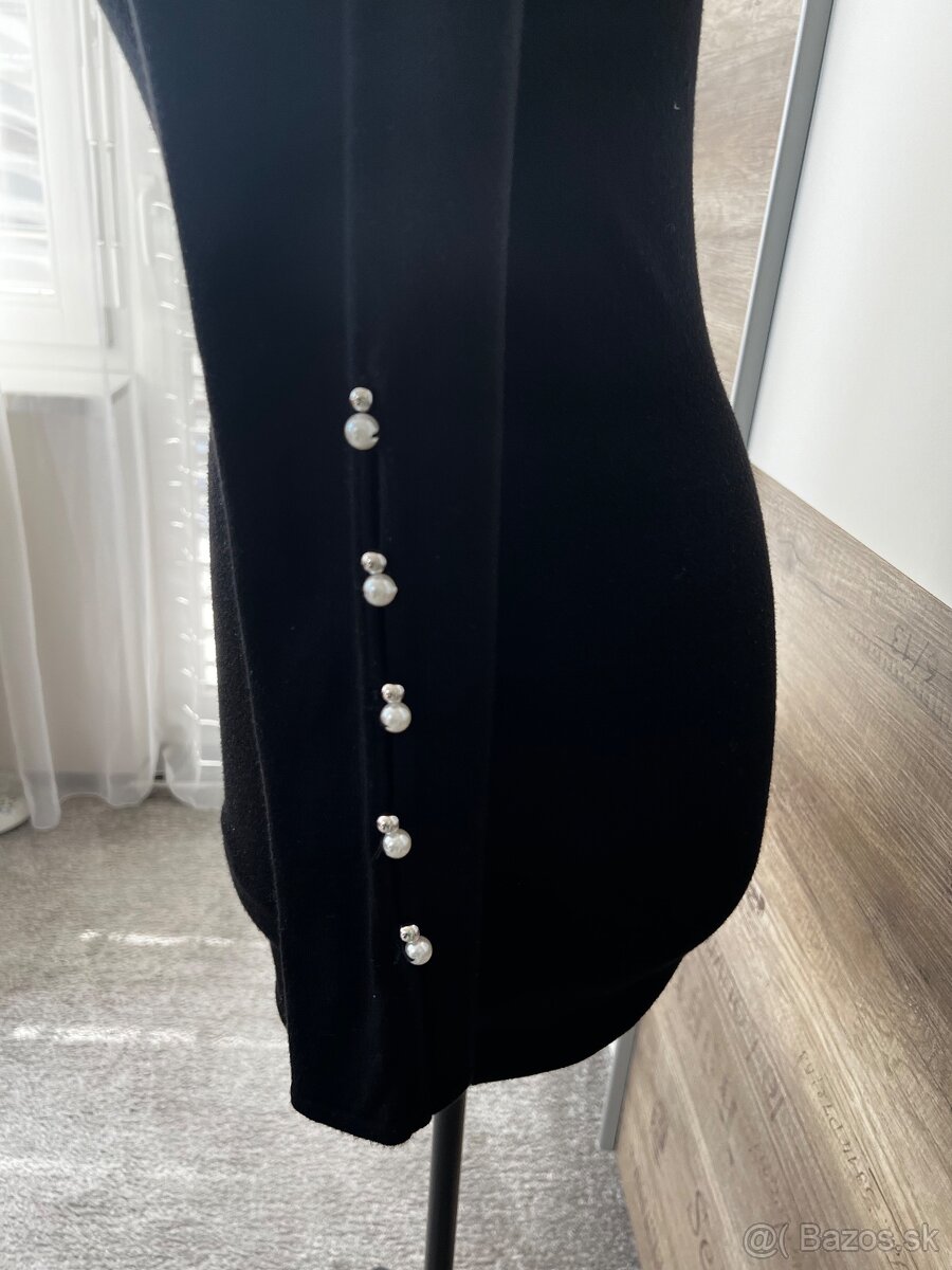 Úpletové šaty Orsay a topánky - 3