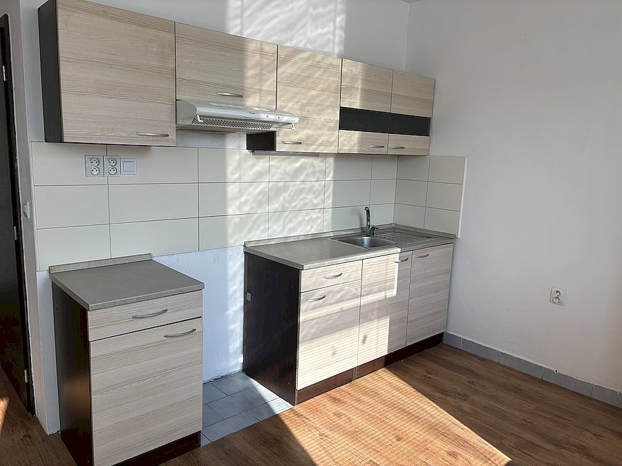 Prenájom - 2 izbový byt v Priekope - 3