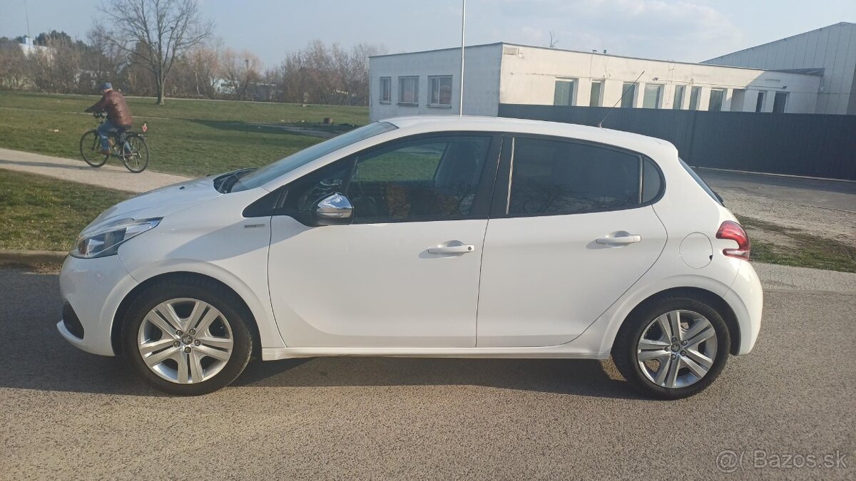 Peugeot 208 6/2018 Nová TK+EK do 2/2028 - 3