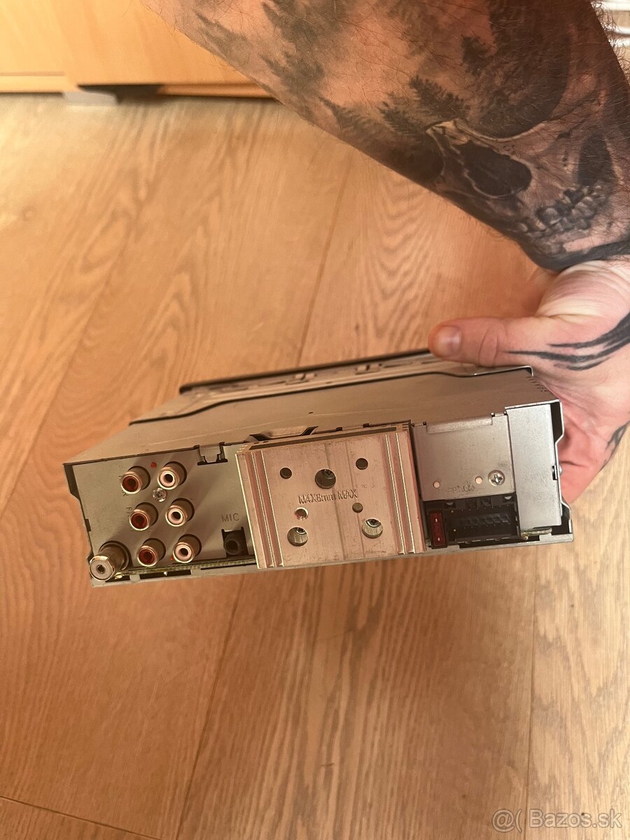 JVC autoradio - 3
