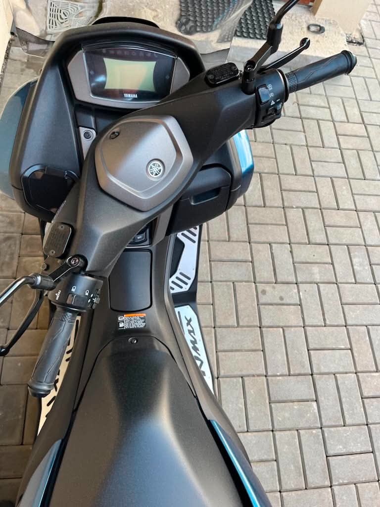 Yamaha NMAX 125 - 3