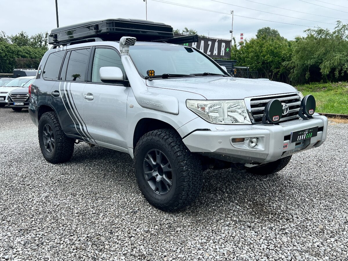 Toyota Landcruiser 200 4.5D