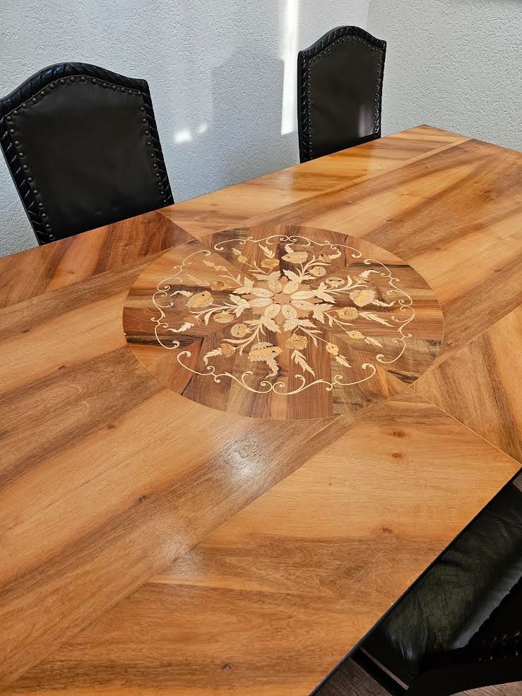 Kožené stoličky a stôl z masívu - 3