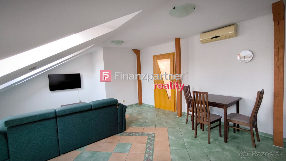 Exkluzívne na prenájom 2 izbový byt (apartmán) priamo v cent - 3