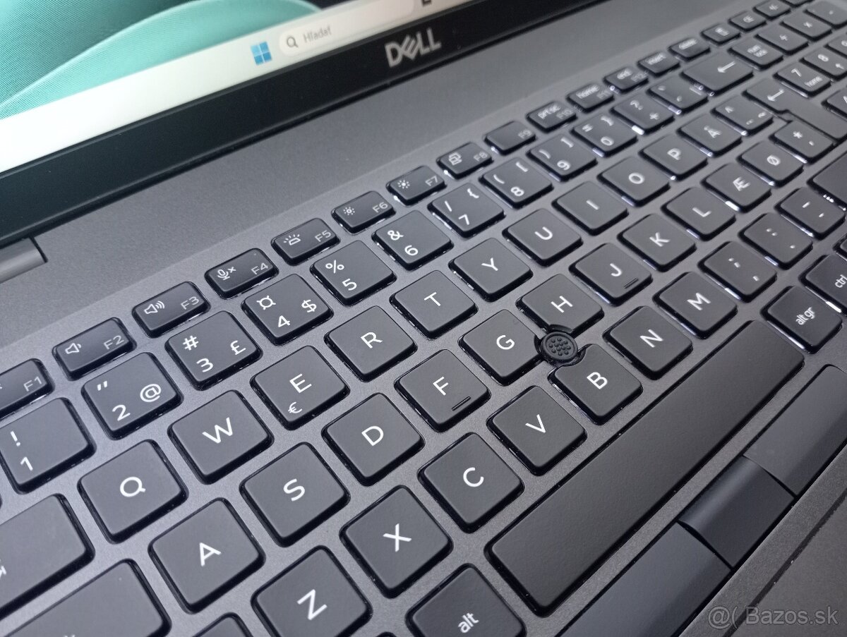 dotykový Dell Latitude 5500 , Intel® Core™i5 ,32gb ram , ssd - 3