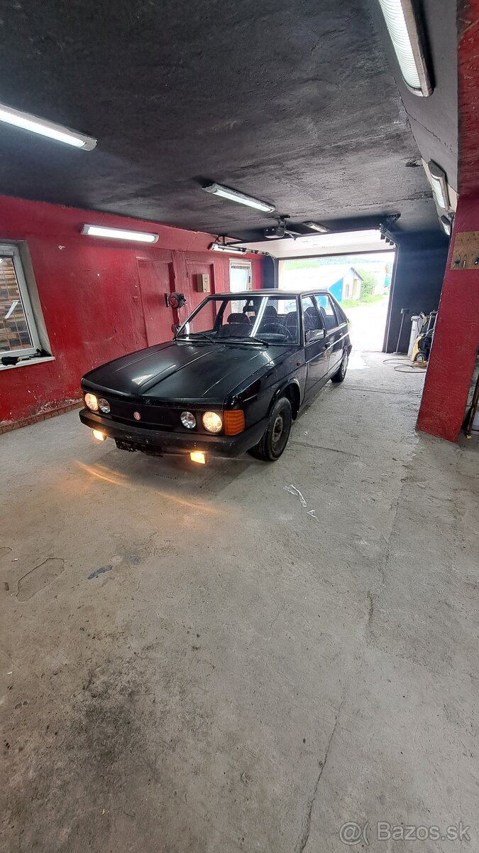 tatra 613 V8 1987 - 3