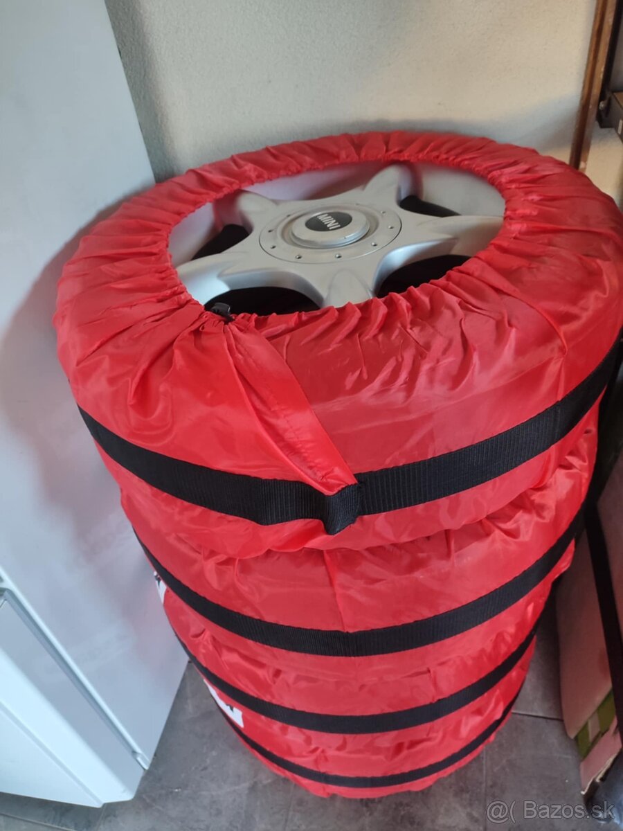 Mini Cooper Clubman - 3