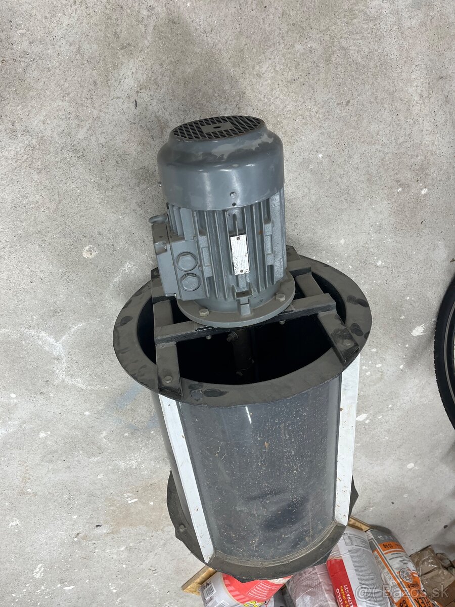 Elektromotor s nadobou - 3