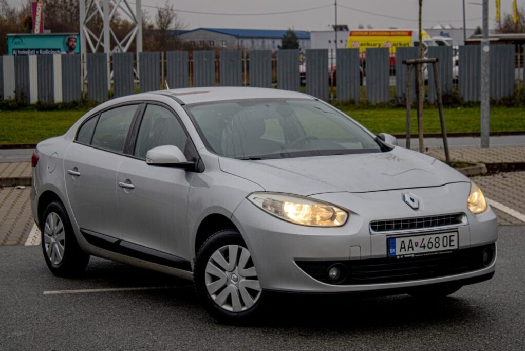 Renault Fluence 1.6 16V 81kW MT/5 - 1. majiteľ - 3