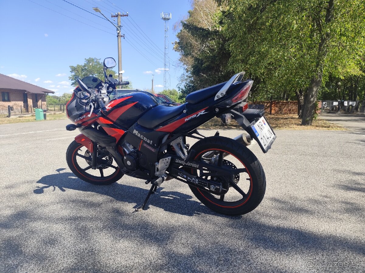 Honda CBR 125R - 3
