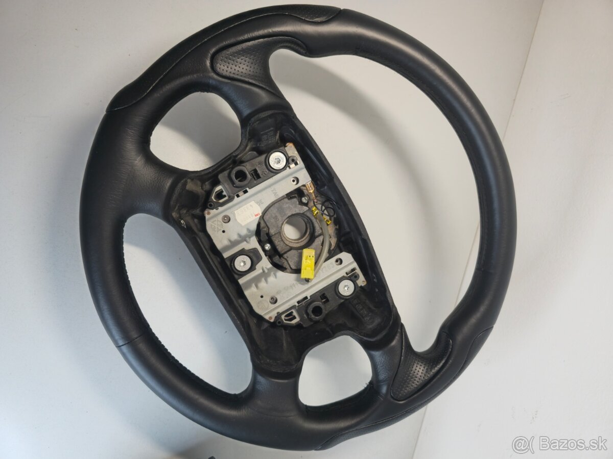 Vzácny športový volant ŠKODA, VW - 3