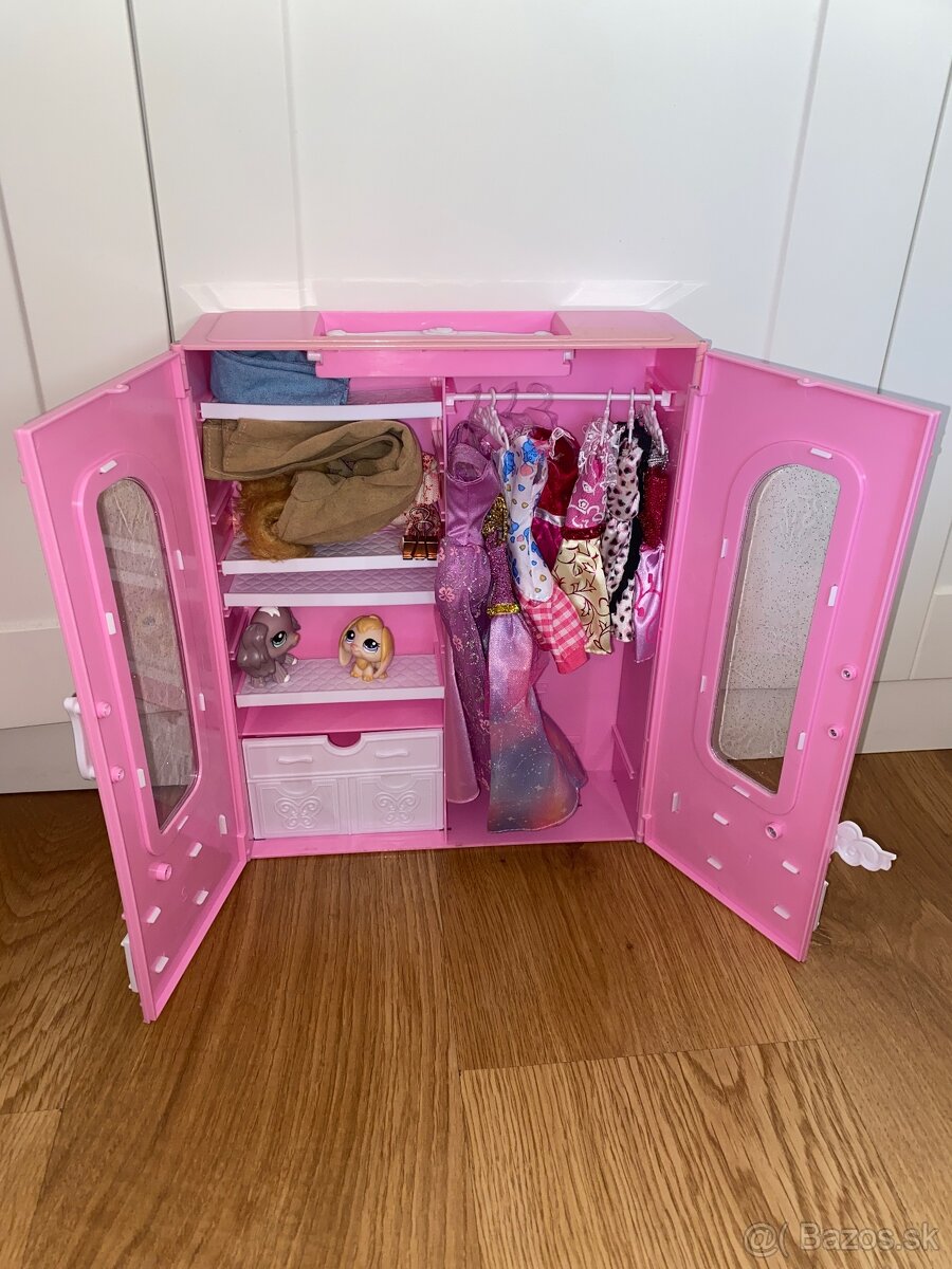 Skrina s rozmermi 26x8x33 cm s doplnkami pre barbie - 3