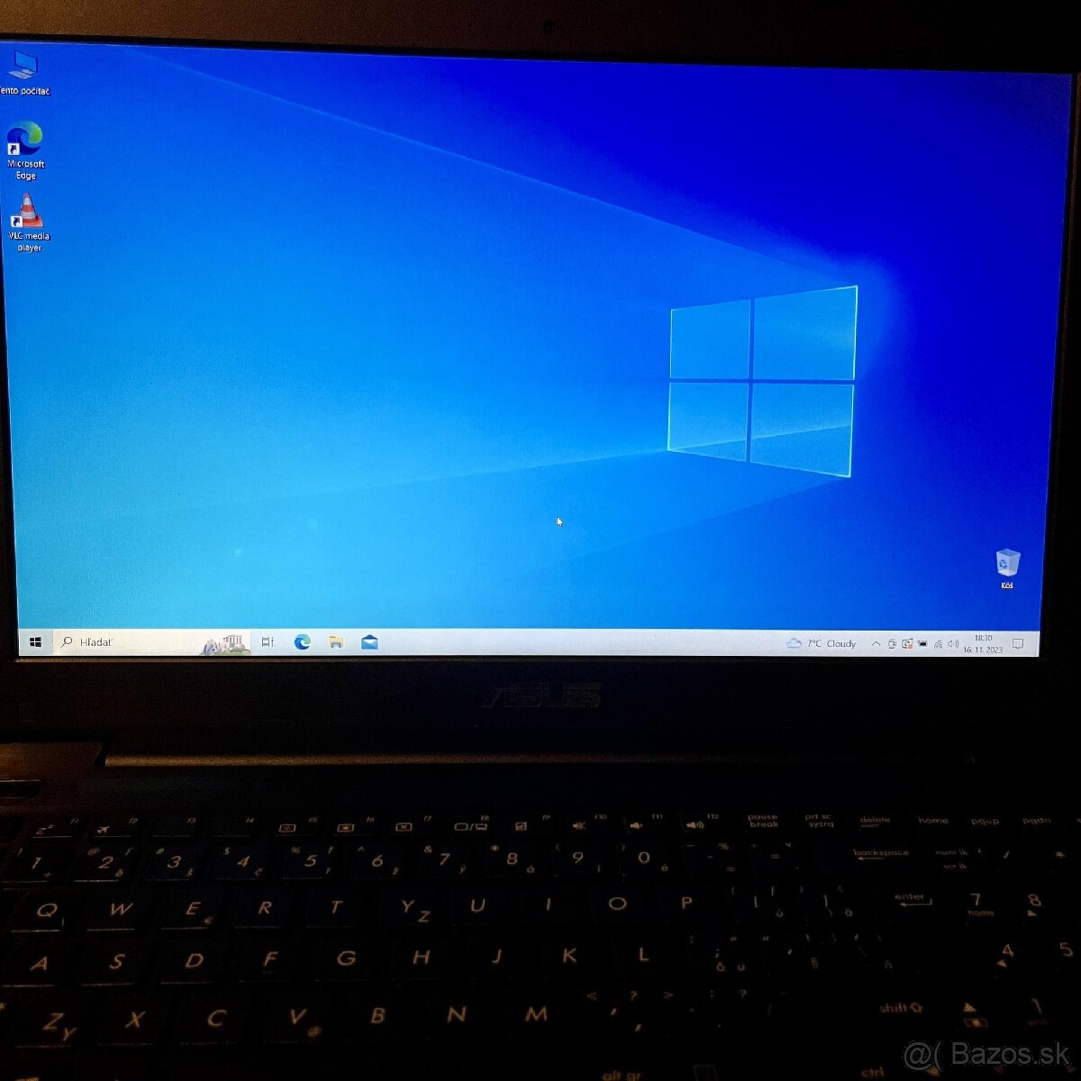 Notebook Asus F556UR-DM210T - 3