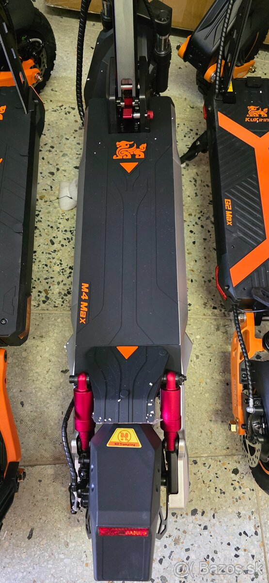 Elektrická kolobežka Kukirin M4 MAX - 3