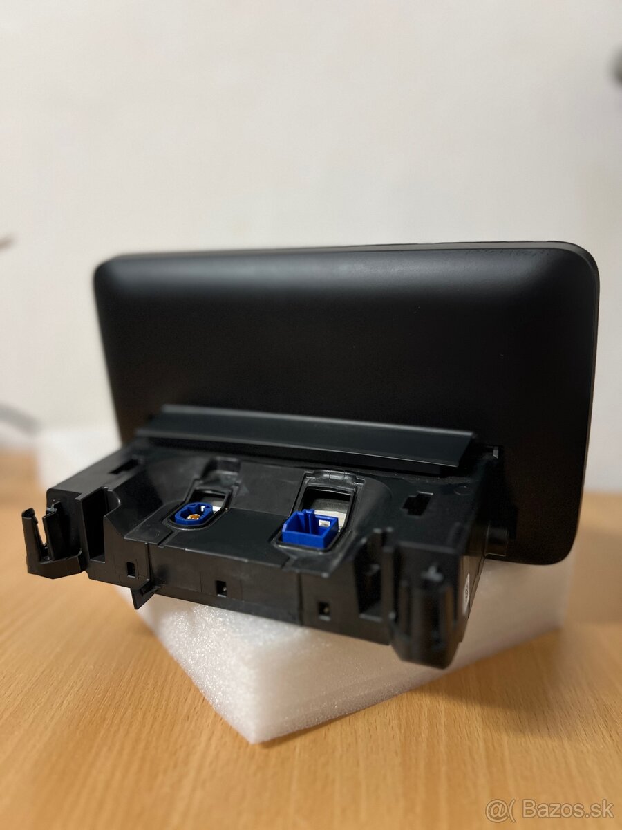 Displej mercedes c w205 - 3