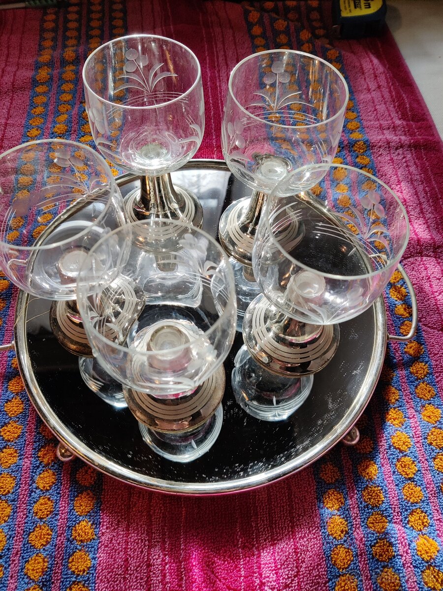 3 sady zaujímavých pohárov - 3