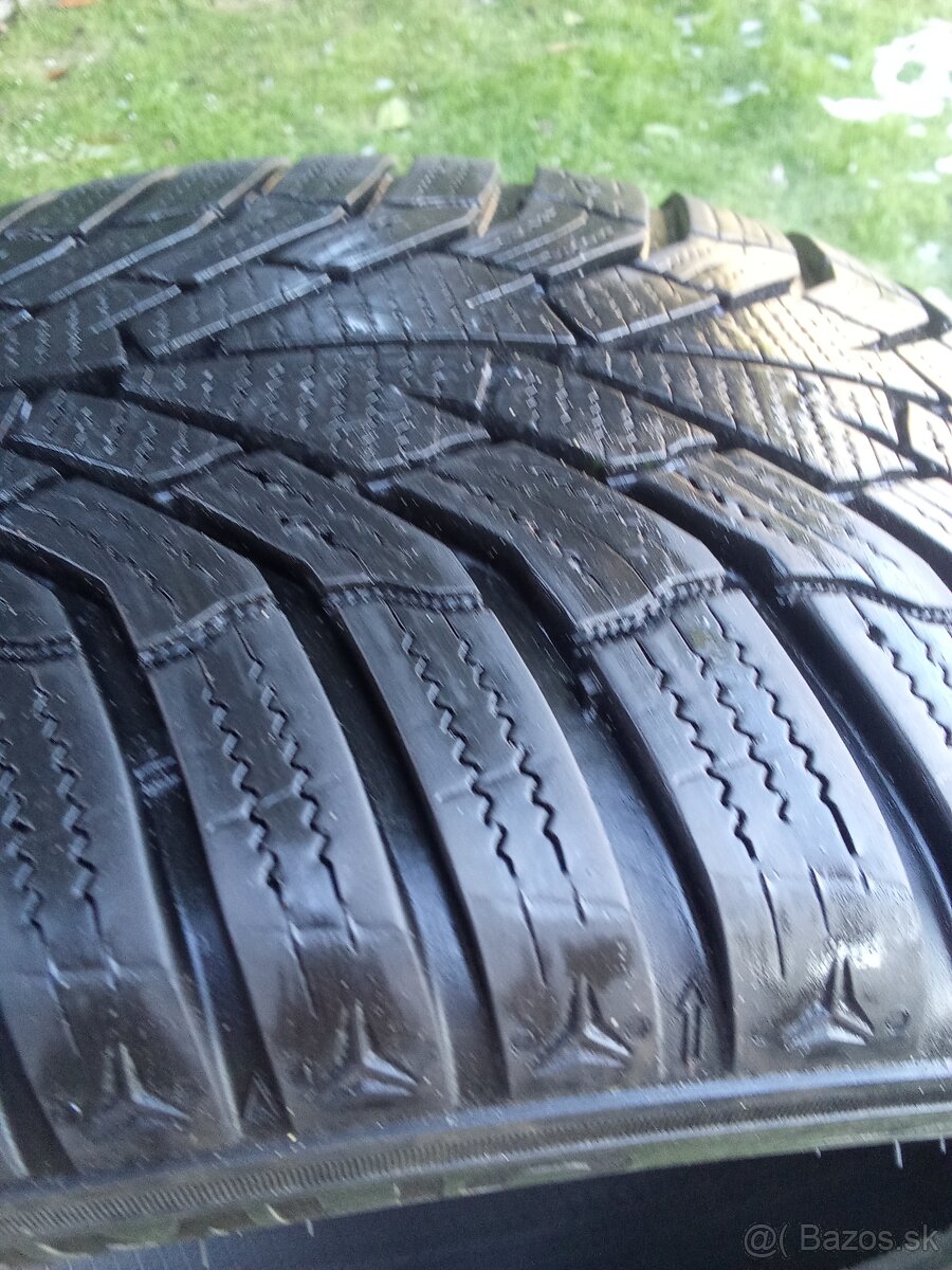 225/45 r17 zimné pneu.7,5 mm - 3