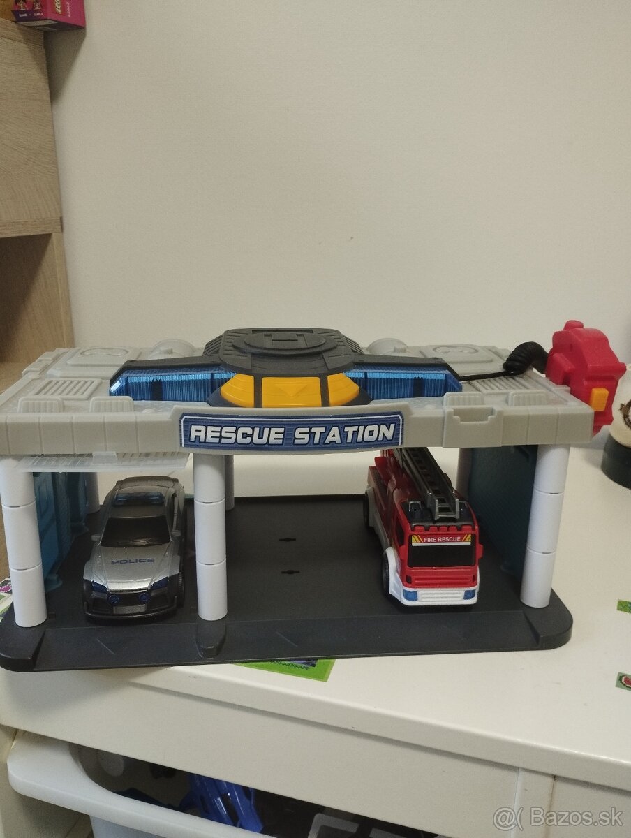 Rôzne autá, stanice - 3